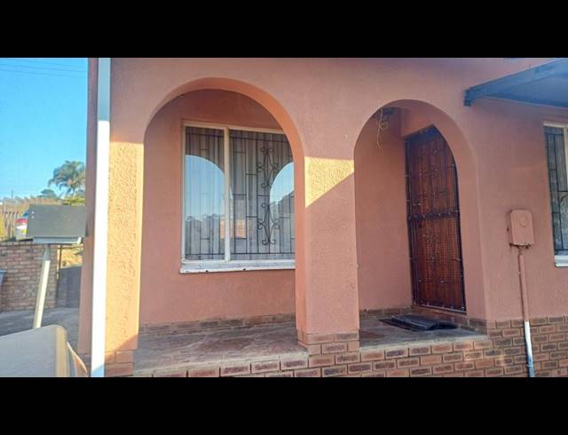 3 BEDROOM HOUSE FOR SALE IN BOMBAY HEIGHTS